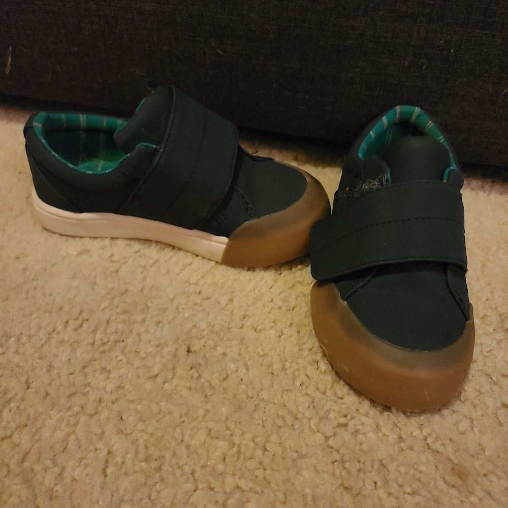 Toddler Velcro shoes